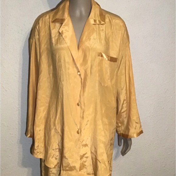 Victoria’s Secret yellow pajama pants set size small - Picture 4 of 7